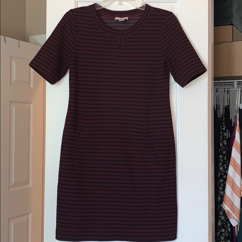 LOFT women’s short sleeved pocket dress size XS